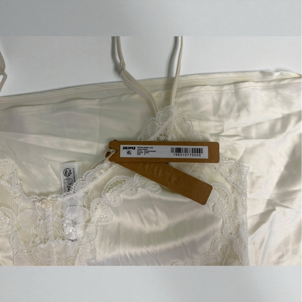 SKIMS White Lace-Trim Midi Slip Dress - Picture 7 of 11